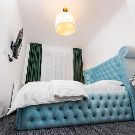 Apartament Carolyne Bistrita  Bagian luar foto